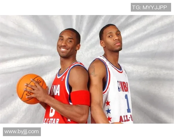 麦迪与科比巅峰对决经典瞬间回顾，篮球传奇的荣耀与激情交织